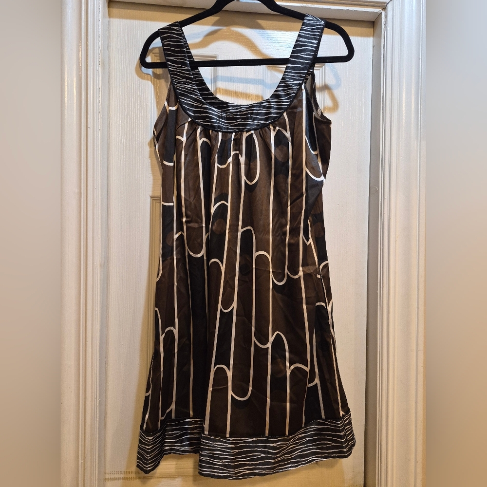 MAXSPORT Dress Size Large 🤎